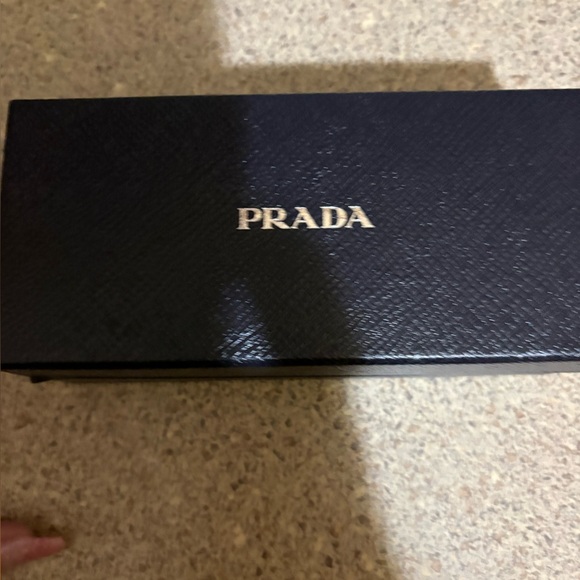 Prada Logo Pink Oversized Cat-Eye Sunglasses - Picture 12 of 13